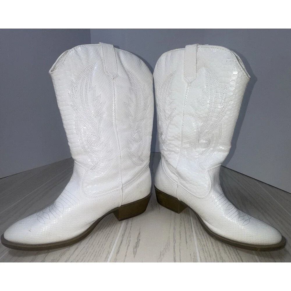 Coconuts by Matisse Gaucho Women’s Western Boots White Snake Print 10W